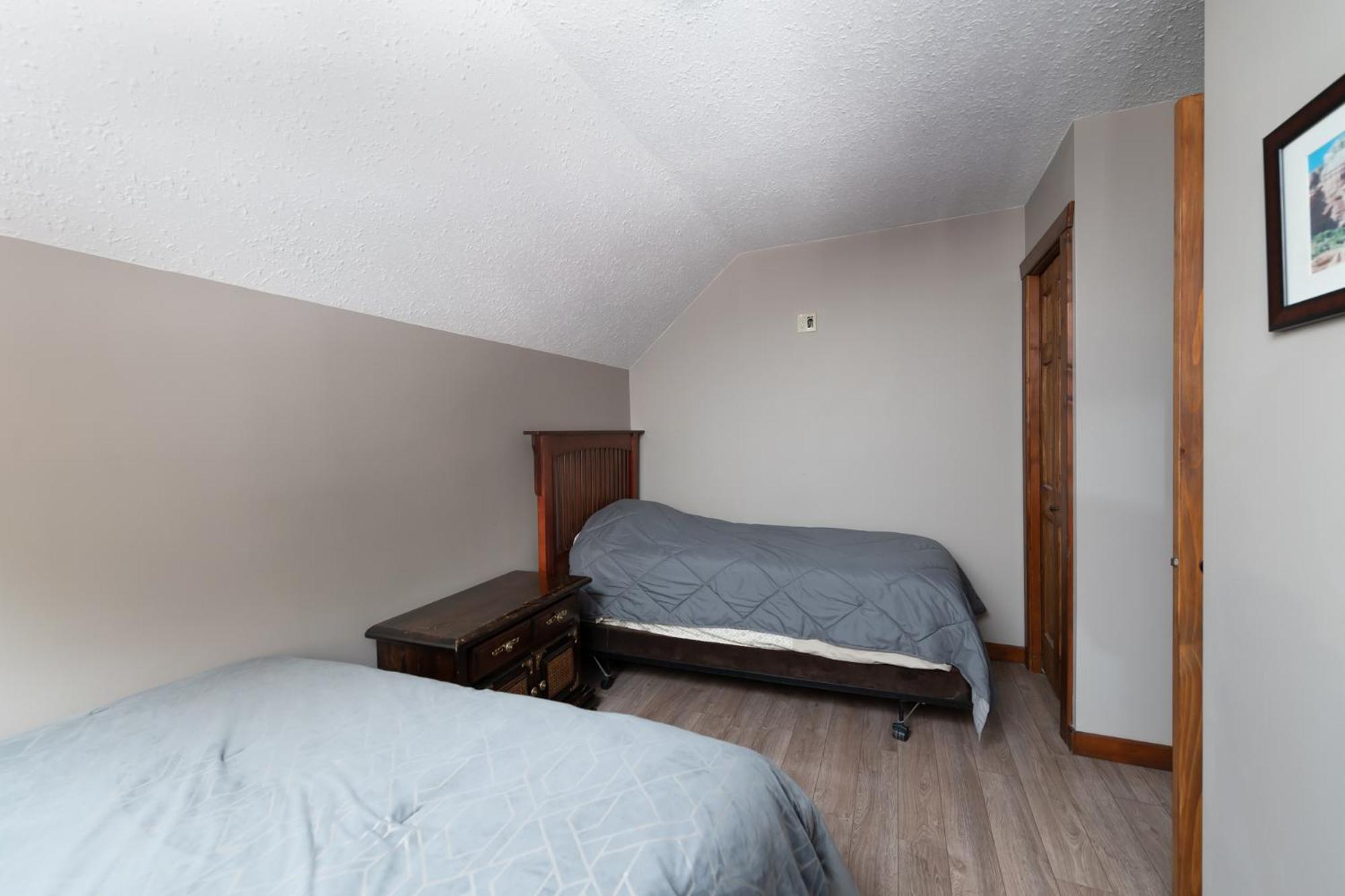 Raven Villa Valemount Exterior photo